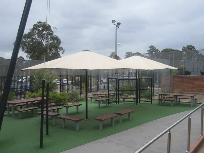 Visitors’ area, Blaxland compound, Villawood IDC